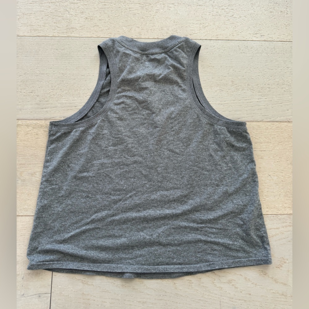 ♥️… Vuori Energy tank muscle Top Grey XS - Picture 7 of 9